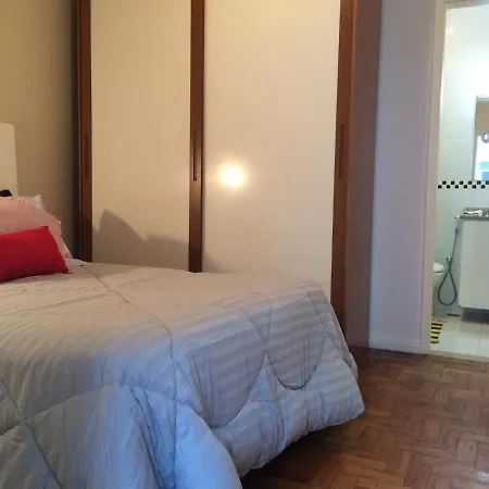Incrivel quarto sala Ipanema em frente ao metro - Jangadeiros duas quadras da praia-2